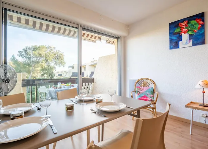 Les Louvans-9 By Interhome * Saint Aygulf